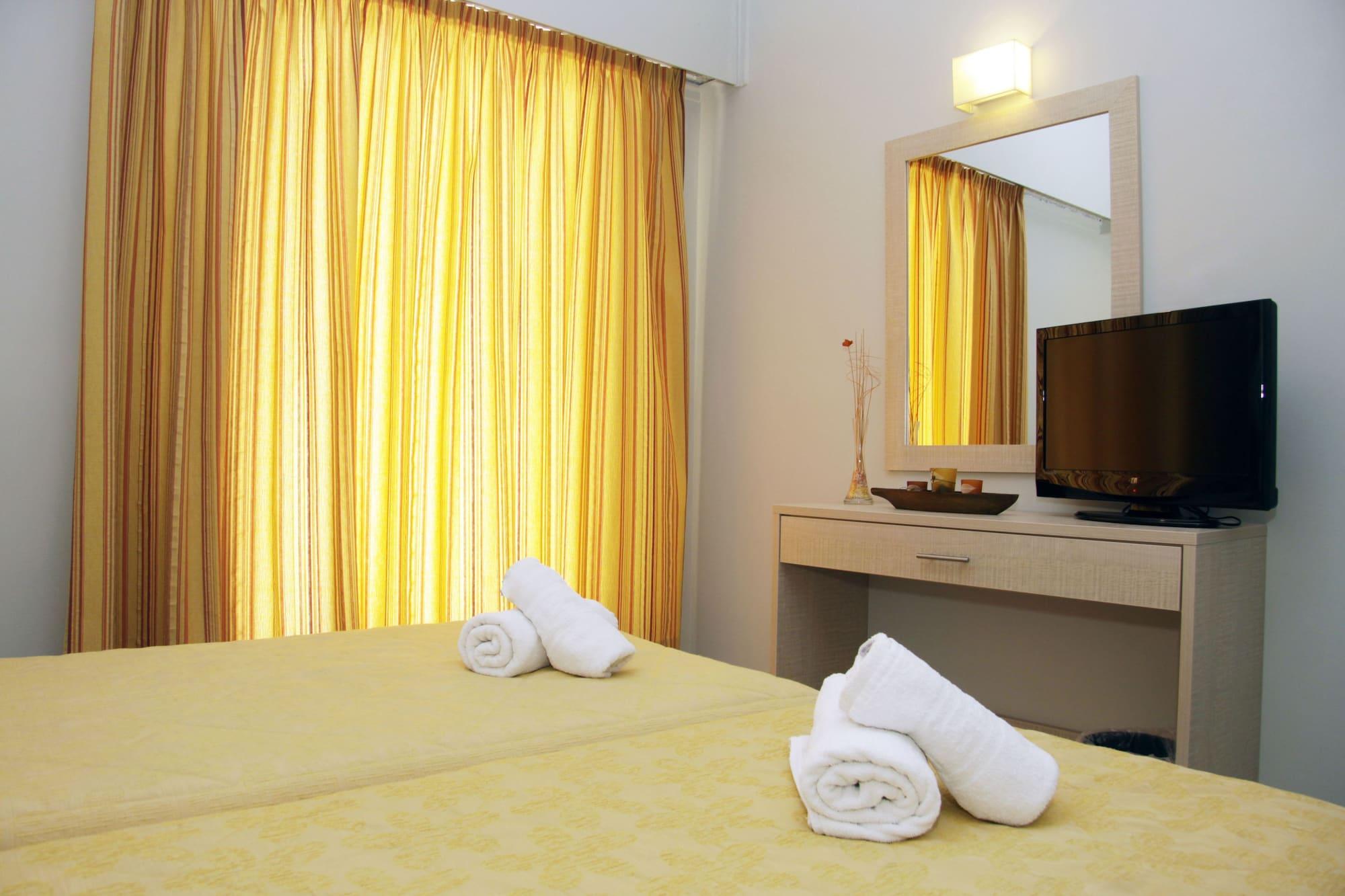 Golden Beach Tolón Exterior photo